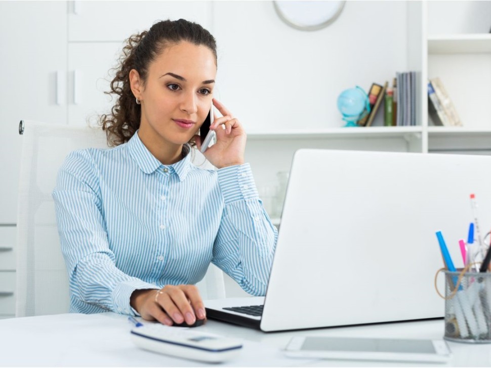 What Qualifications Do You Need to be an Administrative Assistant